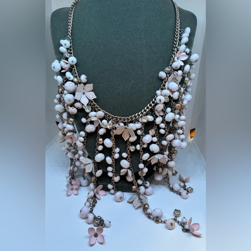 Anthropologie Pink and White Floral Necklace